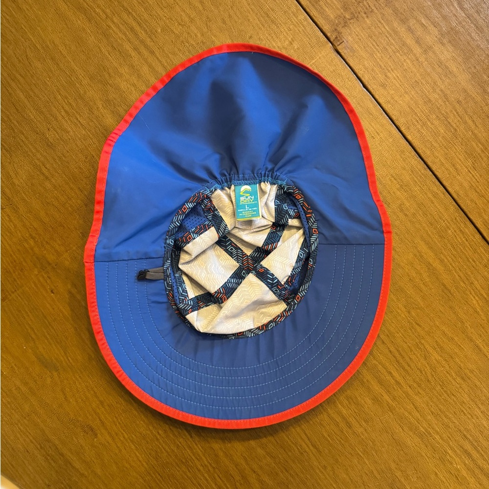 Kids Blue and Red Sun Hat - Picture 2 of 5